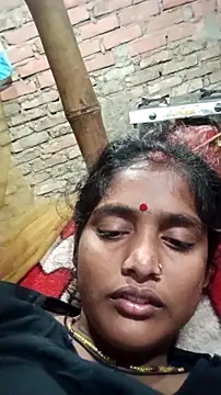 Guriya0076 online show from 02/18/26, 09:00