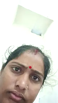 Snapshot of Guriya0076 chatting on 05/02/26, 11:43 Guriya0076 online show from 05/02/26, 11:43
