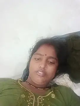 Guriya0076 online show from 06/14/26, 11:18