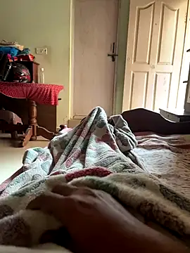 Snapshot of kissyou__89 chatting on 09/27/25, 03:55 kissyou 89 online show from 09/27/25, 03:55