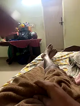 Snapshot of kissyou__89 chatting on 11/07/25, 02:50 kissyou 89 online show from 11/07/25, 02:50