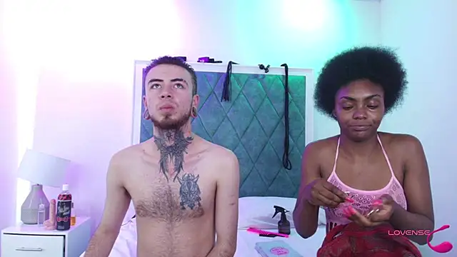 Snapshot of Asha_zuri_and_adam chatting on 11/29/25, 12:41 Asha zuri and adam online show from 11/29/25, 12:41