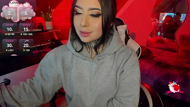  Morrigan  online show from 12/02/25, 10:09