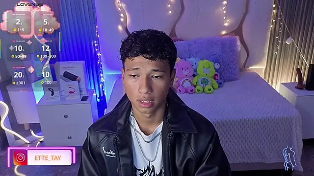 Ette tay online show from 02/06/26, 03:33