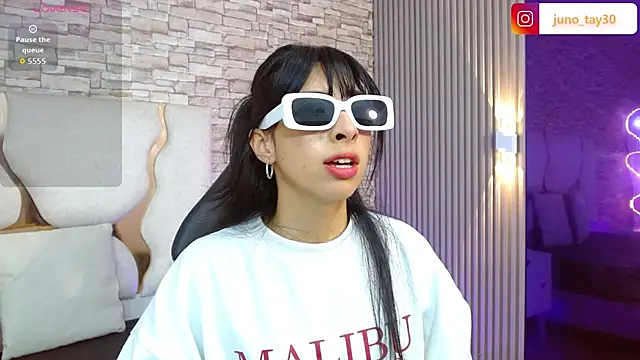 juno tay online show from 10/30/25, 11:55