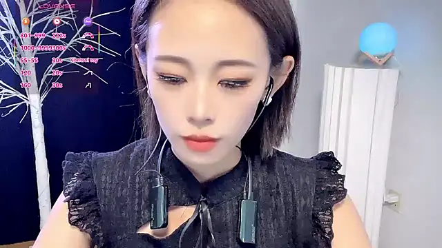 xiaoyue8888 online show from 09/26/25, 01:42