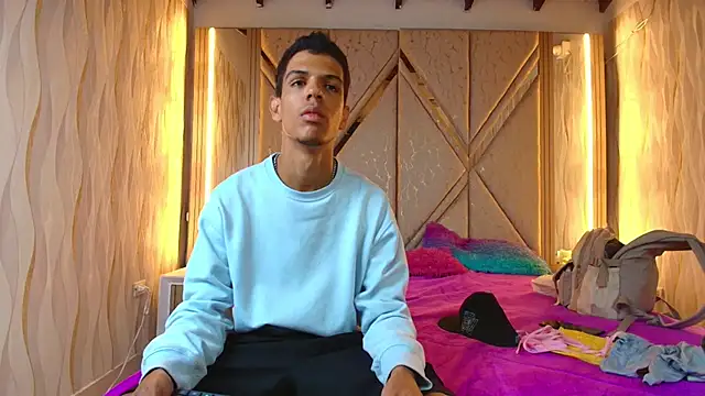 Hotcouple 222 online show from 11/06/25, 07:31