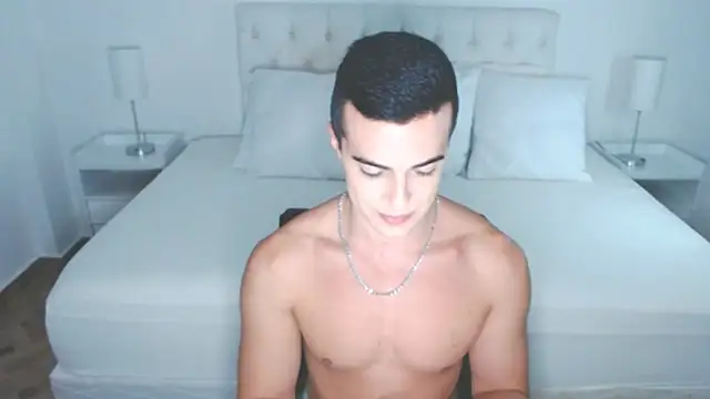 Snapshot of mr_hunterx chatting on 02/20/26, 01:57 mr hunterx online show from 02/20/26, 01:57