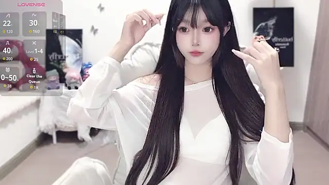 -EEBABY online show from 10/28/25, 01:14