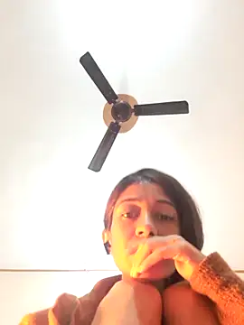 babe jasmine online show from 12/17/25, 02:28