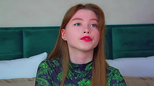 KeiraAsti online show from 09/15/25, 06:08