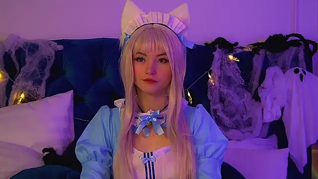 KeiraAsti online show from 10/31/25, 06:31