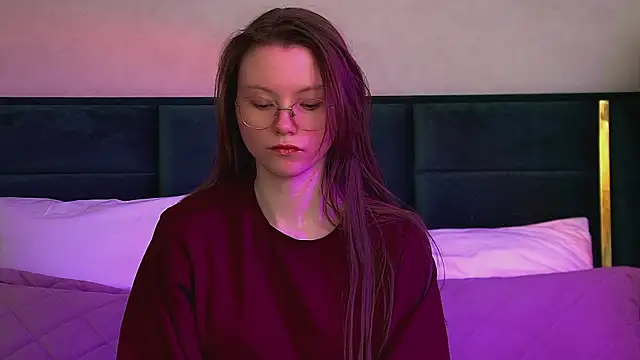 KeiraAsti online show from 02/05/26, 07:29