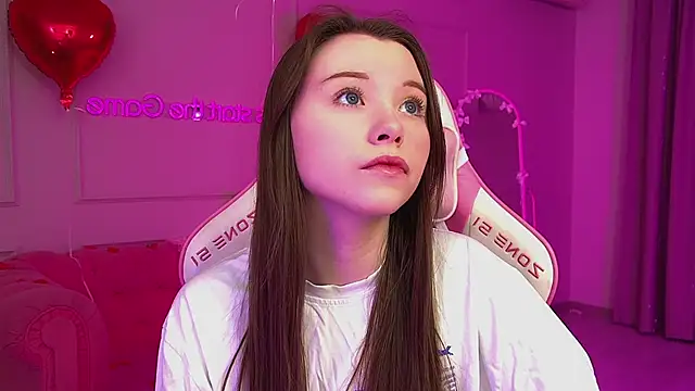 KeiraAsti online show from 02/10/26, 06:34