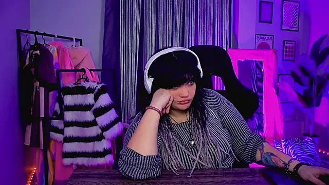 MaryHarrys online show from 05/14/26, 08:48