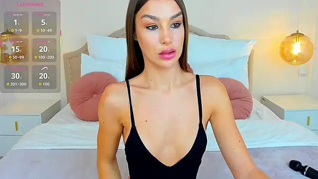 MilaMour online show from 09/28/25, 07:19