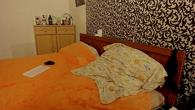 romiosabrino online show from 04/20/26, 07:04