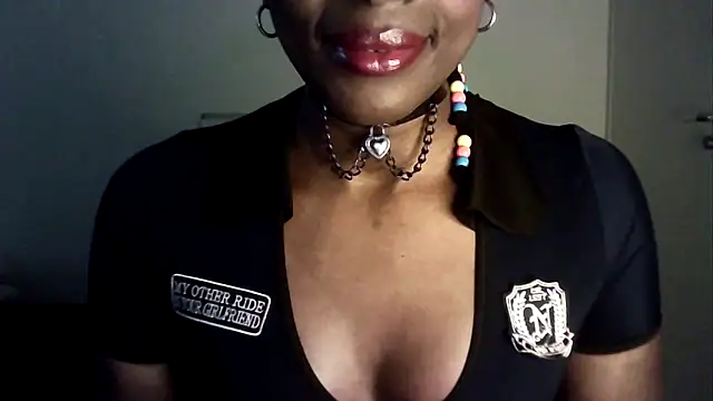 Chatdoll2 online show from 03/11/26, 12:00