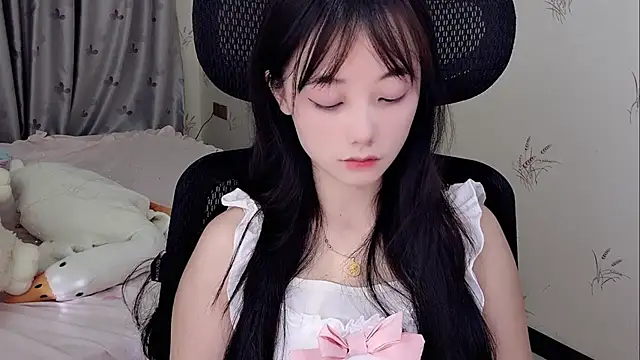 puppy-999 online show from 06/06/26, 11:48
