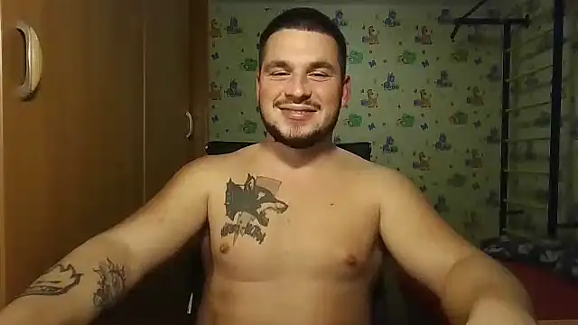 Snapshot of chiraq1945 chatting on 10/22/25, 06:18 chiraq1945 online show from 10/22/25, 06:18