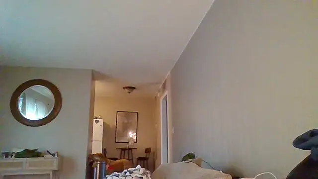 Snapshot of Miss_honey94 chatting on 11/16/25, 12:44 Miss honey94 online show from 11/16/25, 12:44