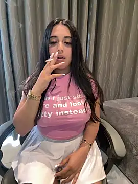 LilMisIndianx online show from 09/25/25, 08:40