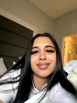 LilMisIndianx online show from 10/20/25, 04:57