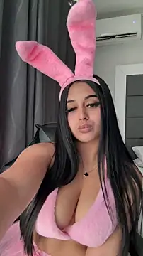 Snapshot of LilMisIndianx chatting on 04/03/26, 12:36 LilMisIndianx online show from 04/03/26, 12:36