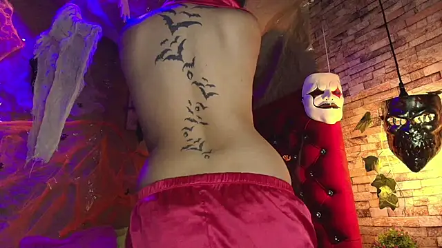 Snapshot of Victoria_Thompson1 chatting on 11/02/25, 03:03 Victoria Thompson1 online show from 11/02/25, 03:03