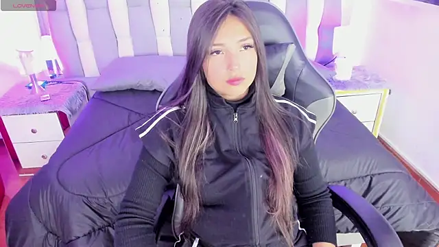 Snapshot of Adaara_Rey chatting on 10/09/25, 08:18 Adaara Rey online show from 10/09/25, 08:18