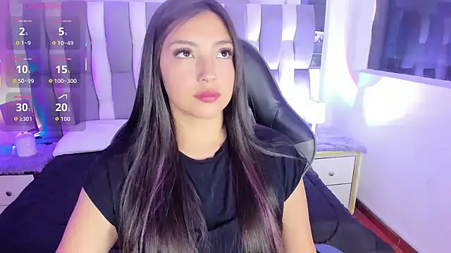 Snapshot of Adaara_Rey chatting on 10/14/25, 08:20 Adaara Rey online show from 10/14/25, 08:20