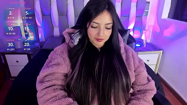 Snapshot of Adaara_Rey chatting on 10/22/25, 07:46 Adaara Rey online show from 10/22/25, 07:46