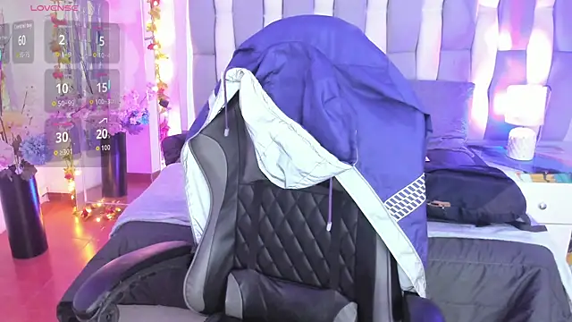 Snapshot of Adaara_Rey chatting on 11/28/25, 07:49 Adaara Rey online show from 11/28/25, 07:49