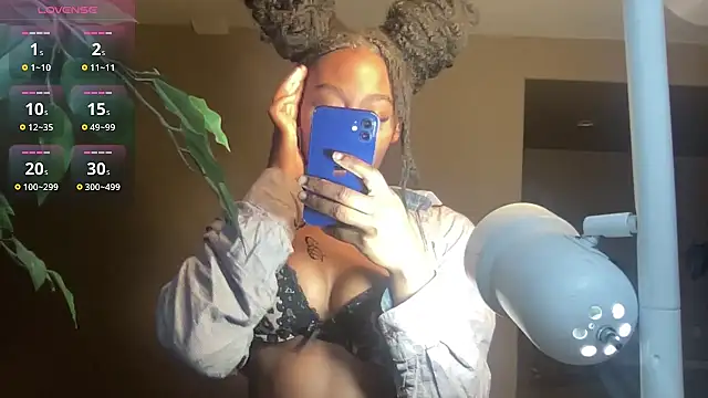 maskedgirl5005 online show from 09/13/25, 09:58