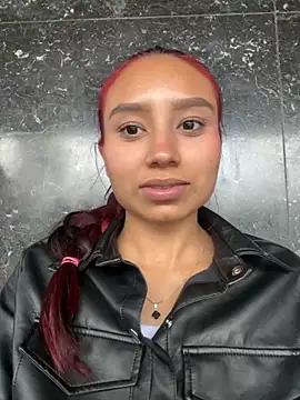 Snapshot of ximena_vasquez8 chatting on 10/01/25, 09:32 ximena vasquez8 online show from 10/01/25, 09:32