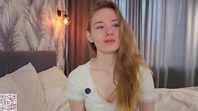 ElvinaRose online show from 05/22/26, 04:41