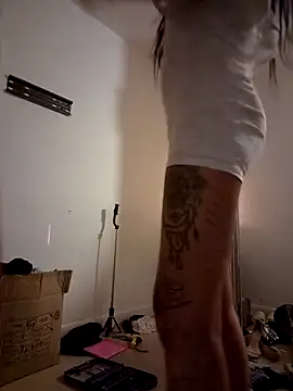 Snapshot of Tannedtattooed69 chatting on 02/03/26, 07:02 Tannedtattooed69 online show from 02/03/26, 07:02