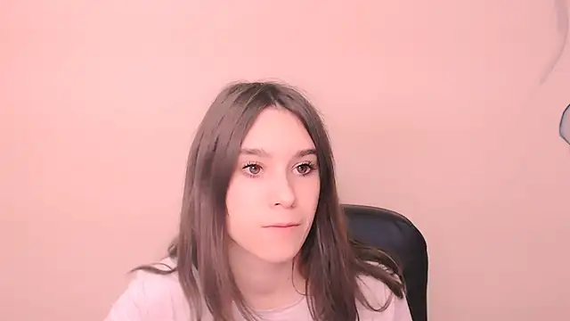 Snapshot of RosaRay_ chatting on 11/11/25, 07:52 RosaRay online show from 11/11/25, 07:52