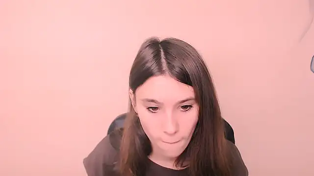 Snapshot of RosaRay_ chatting on 11/28/25, 07:33 RosaRay online show from 11/28/25, 07:33