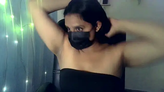 Snapshot of Karan_Ash chatting on 11/21/25, 08:57 Karan Ash online show from 11/21/25, 08:57