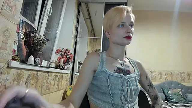 WatsonMi online show from 09/21/25, 03:24