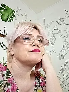 Snapshot of Catty_Lady chatting on 07/11/26, 07:16 Catty Lady online show from 07/11/26, 07:16