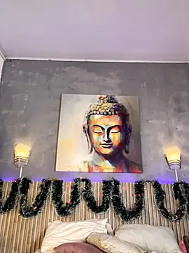 Saracooper   online show from 11/28/25, 03:31