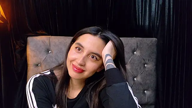 Snapshot of kaylee_lee chatting on 09/26/25, 08:35 kaylee lee online show from 09/26/25, 08:35