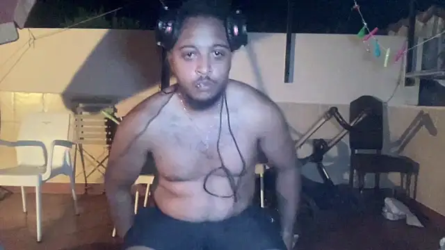 Snapshot of Minidemonkush chatting on 06/20/26, 01:19 Minidemonkush online show from 06/20/26, 01:19