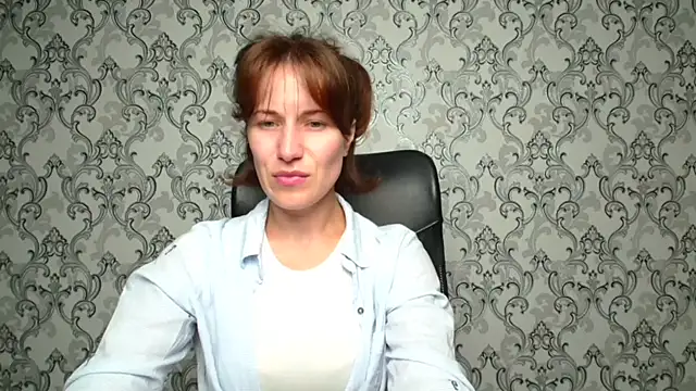 Kelly Kisss online show from 10/22/25, 11:10