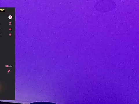 Snapshot of Max-prada chatting on 02/05/26, 02:05 Max-prada online show from 02/05/26, 02:05