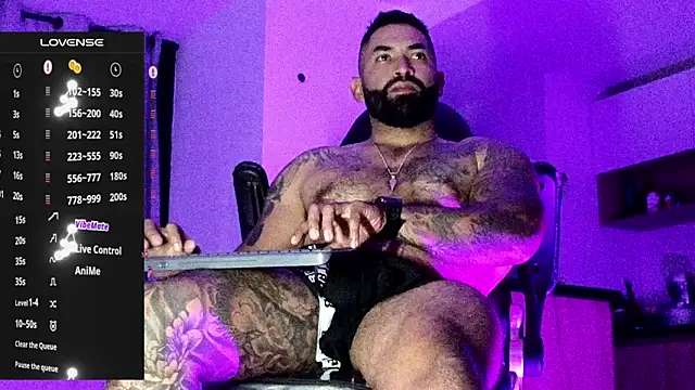 Snapshot of Max-prada chatting on 02/13/26, 02:07 Max-prada online show from 02/13/26, 02:07