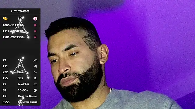 Snapshot of Max-prada chatting on 02/28/26, 02:12 Max-prada online show from 02/28/26, 02:12