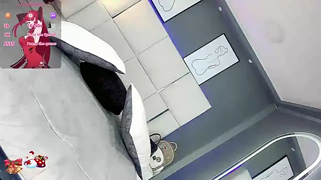 Snapshot of LiaFernandaa chatting on 12/18/25, 01:06 LiaFernandaa online show from 12/18/25, 01:06